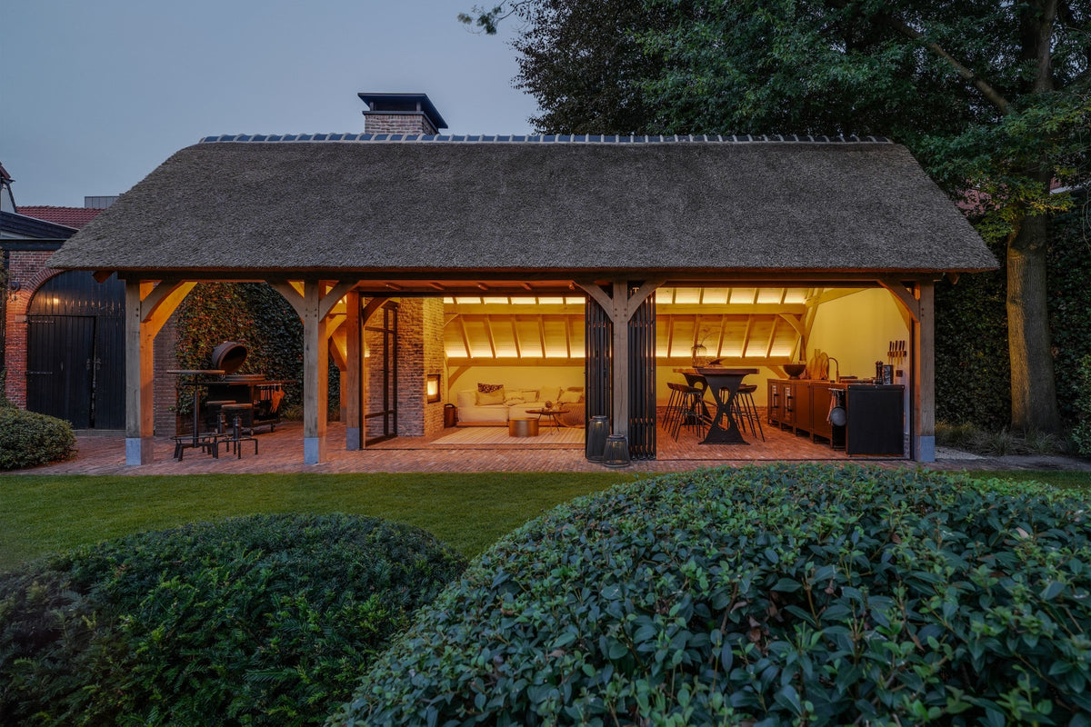 De finishing touch voor een prachtig poolhouse